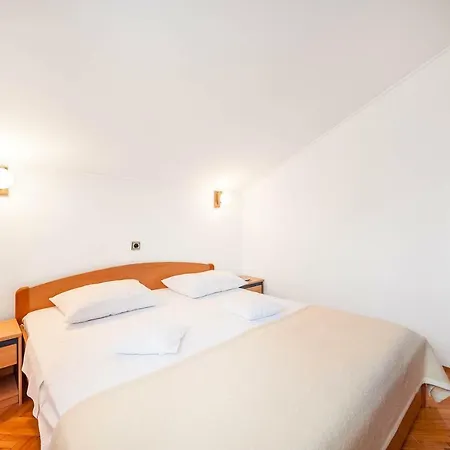 Filipovic Apartment Grebastica
